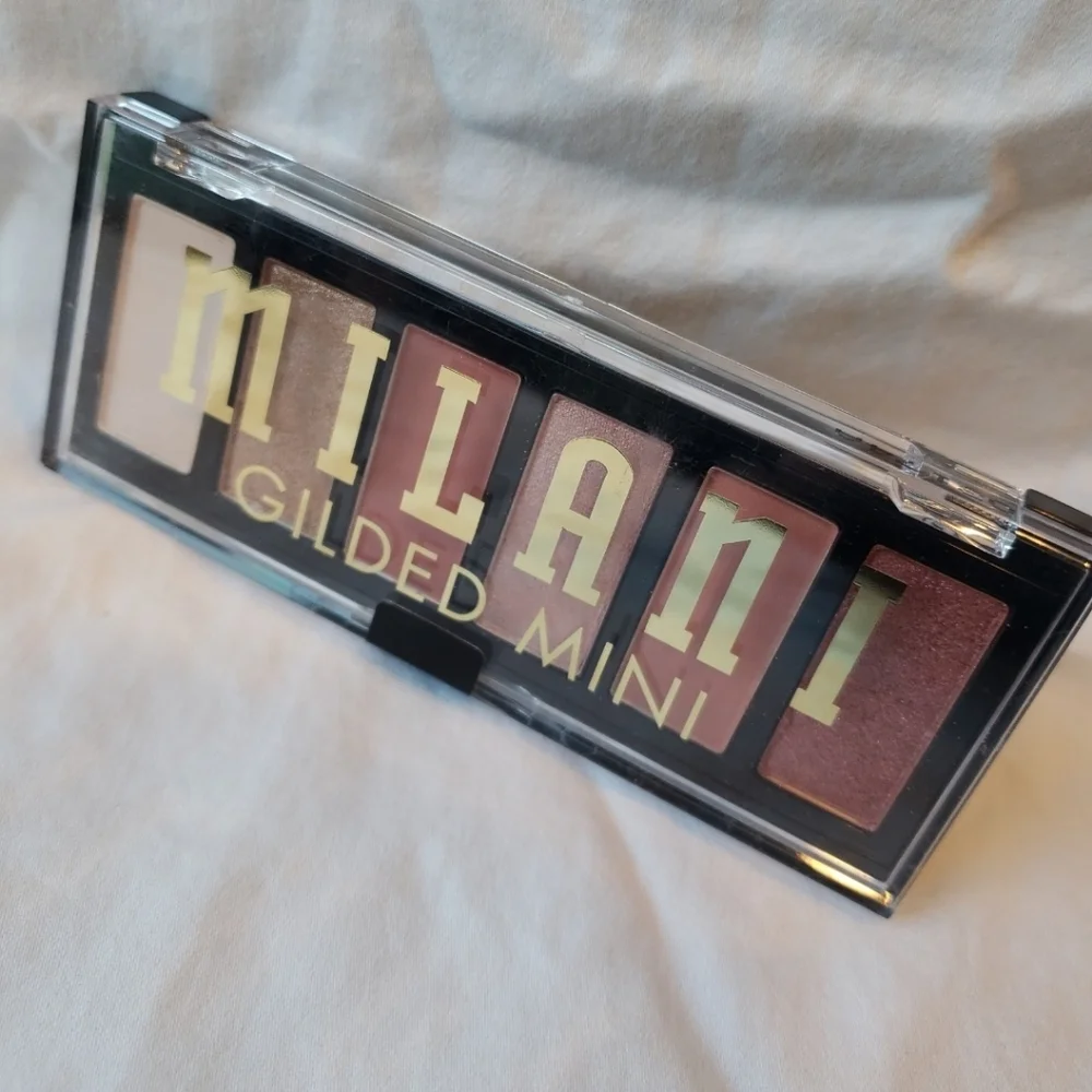 Milani It's All Rosé Gilded Mini Eyeshadow Palette